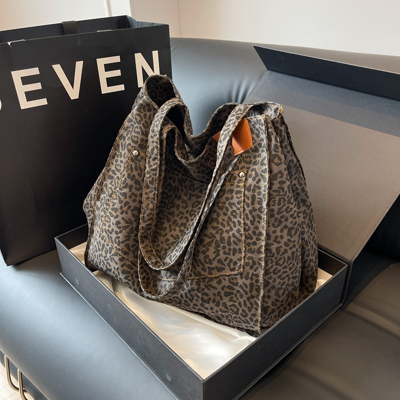Bolso Tote con Estampado de Le - Women Bags For Work reseña y precio