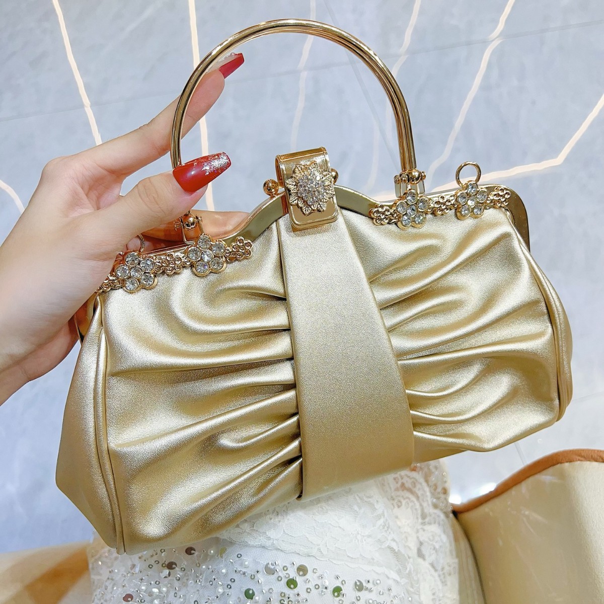 Bolsos de Mano de Lujo de Alta - Women Bags Trend 2025 reseña y precio